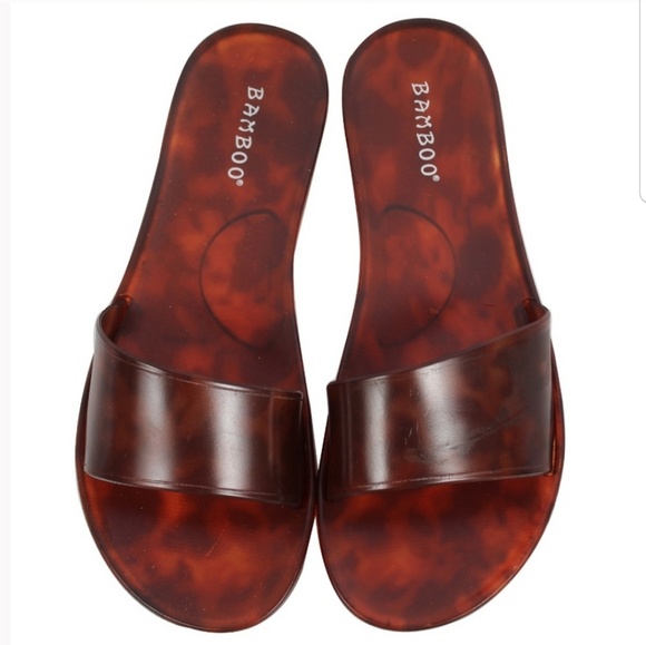 Shoes - Tortoise Slides